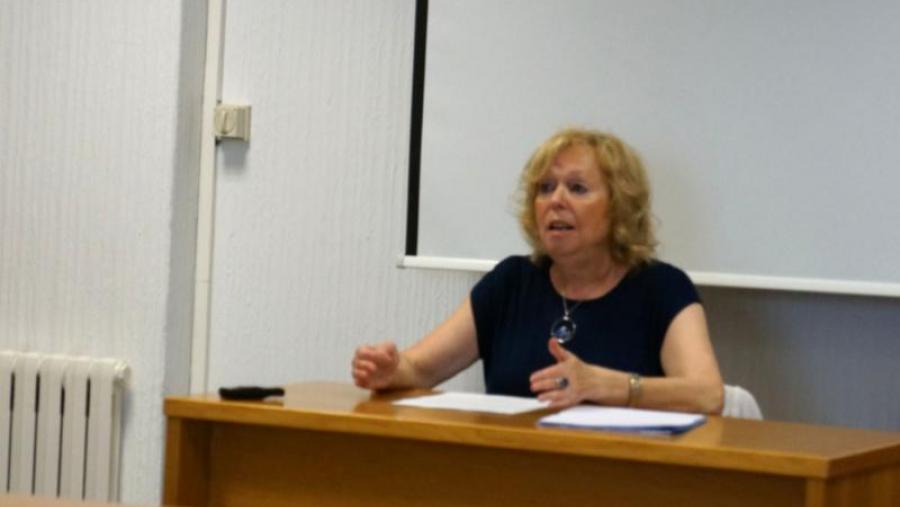 Elena Zernova é directora do Centro de Estudos Galegos da Universidade de San Petersburgo Elena Zernova é directora do Centro de Estudos Galegos da Universidade de San Petersburgo