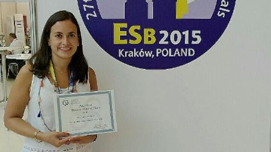 Ana Puga recolleu o premio no transcurso da 27th European Conference on Biomaterials Ana Puga recolleu o premio no transcurso da 27th European Conference on Biomaterials