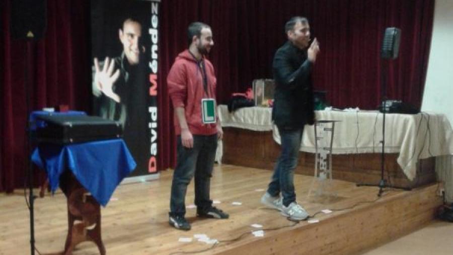 David Méndez, durante o seu espectáculo de maxia David Méndez, durante o seu espectáculo de maxia