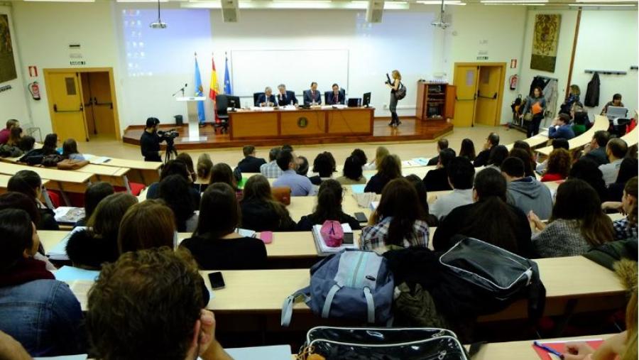 No encontro participan numerosos estudantes da USC (Foto: SERVIMAV-USC) No encontro participan numerosos estudantes da USC (Foto: SERVIMAV-USC)