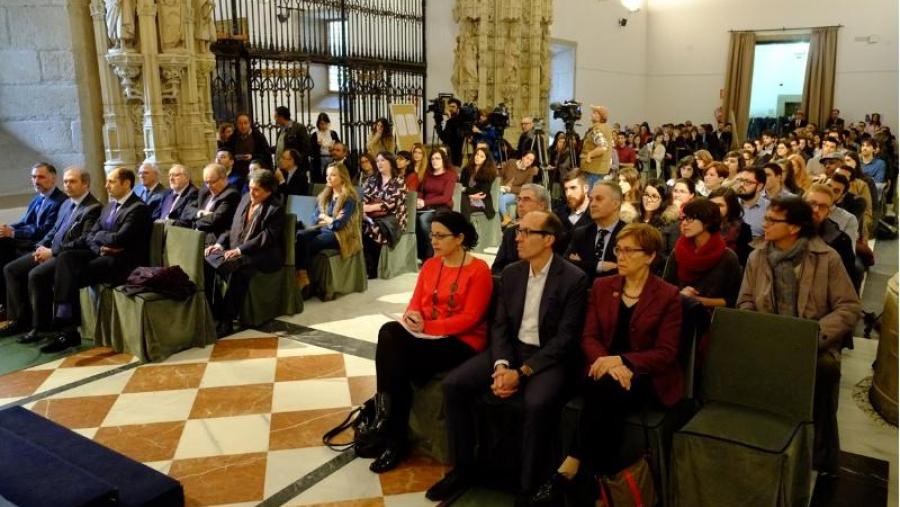 O primeiro encontro entre o alumnado e o seus mentores celebrouse no Hostal dos Reis Católicos. Foto: Servimav-USC O primeiro encontro entre o alumnado e o seus mentores celebrouse no Hostal dos Reis Católicos. Foto: Servimav-USC