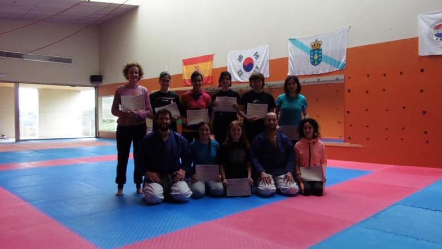 Participantes na xornada de iniciación á autodefensa promovida pola Fundación USC Deportiva en Lugo Participantes na xornada de iniciación á autodefensa promovida pola Fundación USC Deportiva en Lugo