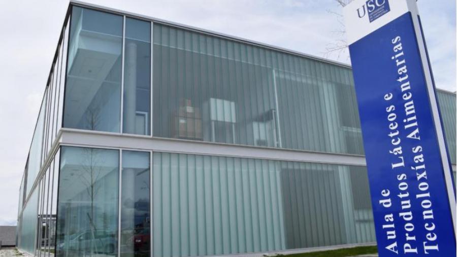 Aula de Produtos Lácteos e Tecnoloxías Alimentarias do Campus Terra da USC Aula de Produtos Lácteos e Tecnoloxías Alimentarias do Campus Terra da USC