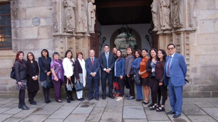 Unha delegación da universidade peruana San Martín de Porres de Lima visita a USC Unha delegación da universidade peruana San Martín de Porres de Lima visita a USC