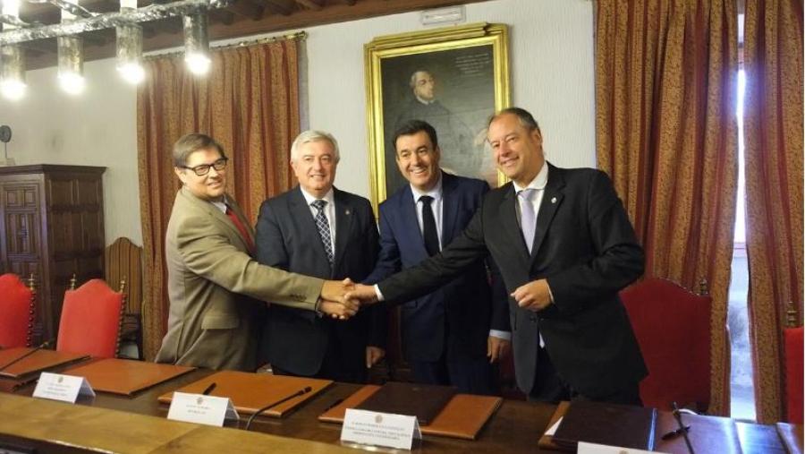 As universidades galegas e a Consellaría acordan optimizar os seus recursos en investigación para consolidar a súa actividade científica As universidades galegas e a Consellaría acordan optimizar os seus recursos en investigación para consolidar a súa actividade científica