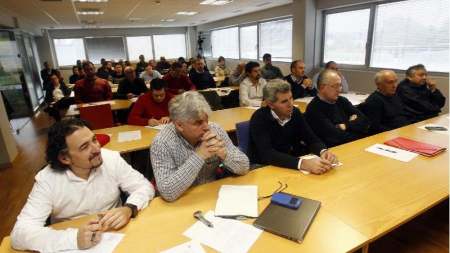 Participantes no seminario sobre cuestos de produción de vacún de leite, no Cactus Participantes no seminario sobre cuestos de produción de vacún de leite, no Cactus