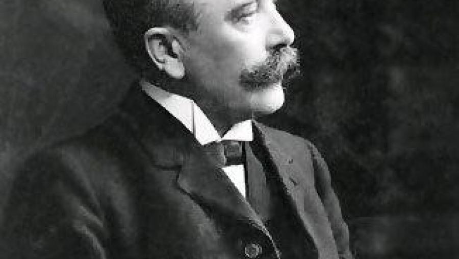 Conmemoran o primeiro centenario da obra Curso de Lingüística Xeral de Ferdinand de Saussure Conmemoran o primeiro centenario da obra Curso de Lingüística Xeral de Ferdinand de Saussure
