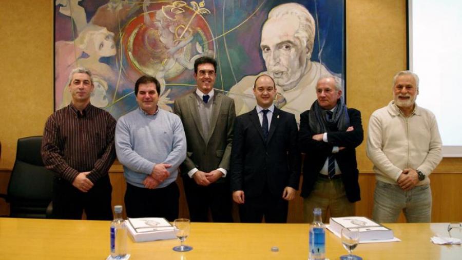 De esquerda a dereita Rufino Vieira, José Carlos Fernandes Antunes, Pedro Raposo de Almeida, David José Nachón, José Carlos Otero e Fernando Cobo De esquerda a dereita Rufino Vieira, José Carlos Fernandes Antunes, Pedro Raposo de Almeida, David José Nachón, José Carlos Otero e Fernando Cobo