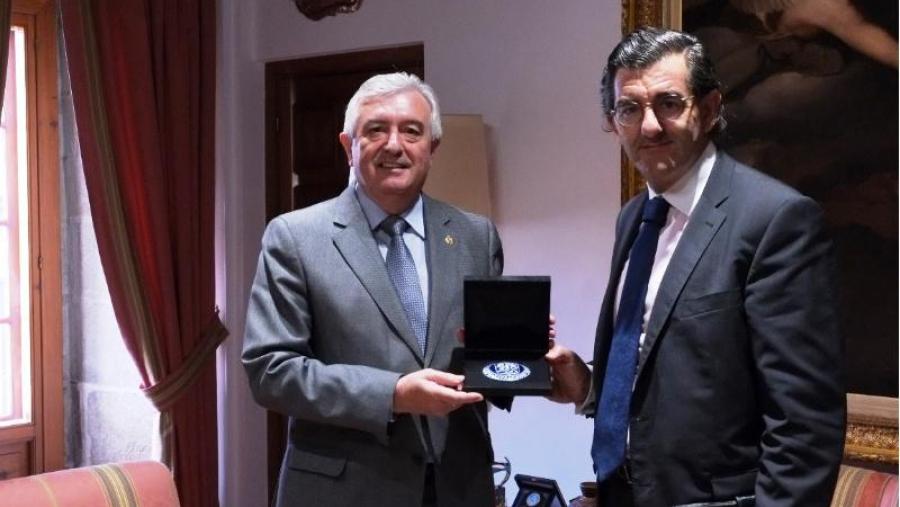 O reitor Juan Viaño co presidente de HM Hospitales, Juan Abarca O reitor Juan Viaño co presidente de HM Hospitales, Juan Abarca