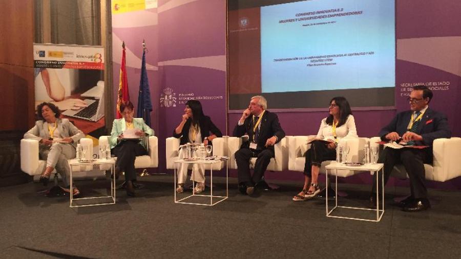 O congreso Innovatia 8.3 reuniu nunha mesa de debate ás reitoras das universidades públicas de España O congreso Innovatia 8.3 reuniu nunha mesa de debate ás reitoras das universidades públicas de España