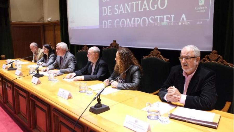 De dereita a esquerda, Luis Hervella, María Loureiro, Manuel Dios, Juan Viaño, Rosa Crujeiras e Javier López (Foto: SERVIMAV) De dereita a esquerda, Luis Hervella, María Loureiro, Manuel Dios, Juan Viaño, Rosa Crujeiras e Javier López (Foto: SERVIMAV)