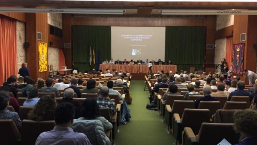 O Claustro aproba as liñas xerais dos orzamentos da USC para 2018 O Claustro aproba as liñas xerais dos orzamentos da USC para 2018