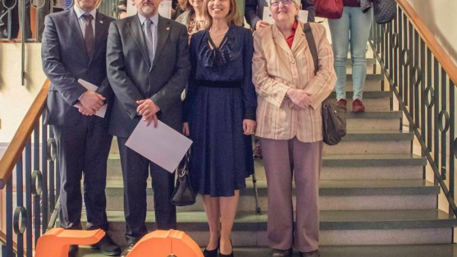 Xornada de premios en Ciencias Económicas e Empresariais co gallo da festividade de San Vicente Ferrer Xornada de premios en Ciencias Económicas e Empresariais co gallo da festividade de San Vicente Ferrer
