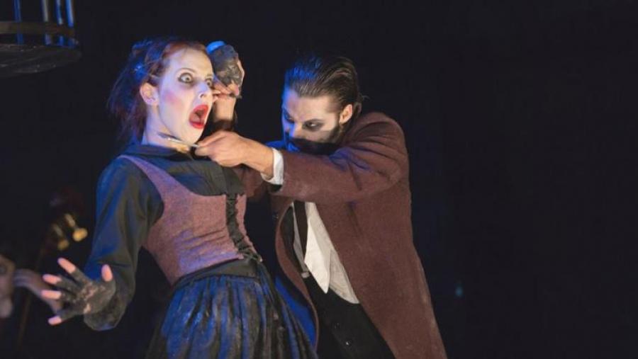 Escena de 'Sweeney Todd, o barbeiro diabólico da rúa Fleet', de Sondheim Escena de 'Sweeney Todd, o barbeiro diabólico da rúa Fleet', de Sondheim