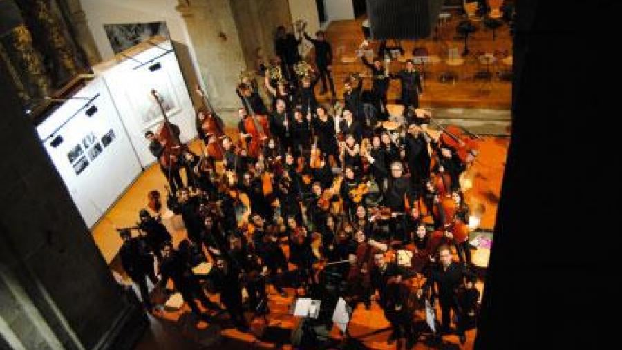 Continúa aberta a convocatoria para participar na Orquestra da Universidade de Santiago Continúa aberta a convocatoria para participar na Orquestra da Universidade de Santiago