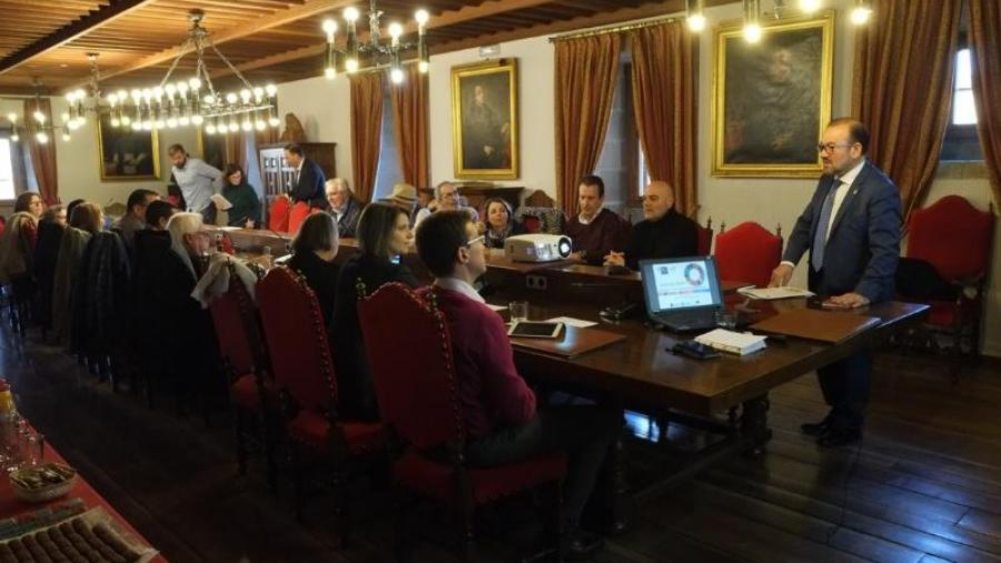 O reitor Antonio López abriu a xornada celebrada en San Xerome. Foto: Servimav-USC O reitor Antonio López abriu a xornada celebrada en San Xerome. Foto: Servimav-USC