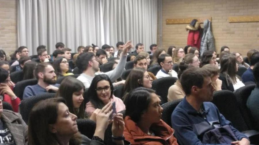 Participantes no foro sobre oportunidades de emprego na AEAT, celebrado na Facultade de ADE Participantes no foro sobre oportunidades de emprego na AEAT, celebrado na Facultade de ADE