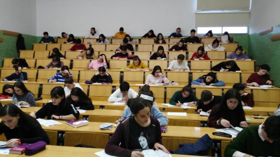 Máis dun cento de estudantes galegos na Olimpíada de Tradución de Textos Clásicos Máis dun cento de estudantes galegos na Olimpíada de Tradución de Textos Clásicos