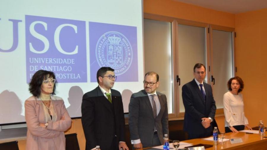 De esquerda a dereita, Valcárcel, Fraga, López, Ageitos e García, na toma de posesión do decano da Facultade de Ciencias De esquerda a dereita, Valcárcel, Fraga, López, Ageitos e García, na toma de posesión do decano da Facultade de Ciencias