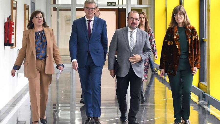 De esquerda a dereita, Susana López, Alfonso Rueda, Antonio López e Eva López. Foto: Santi Alvite De esquerda a dereita, Susana López, Alfonso Rueda, Antonio López e Eva López. Foto: Santi Alvite