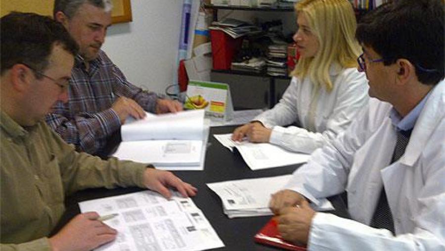 De esquerda a dereita, José Manuel Miranda, Carlos Franco, Beatriz Vázquez e Alberto Cepeda, no Lhica da USC De esquerda a dereita, José Manuel Miranda, Carlos Franco, Beatriz Vázquez e Alberto Cepeda, no Lhica da USC
