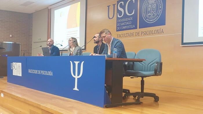Mesa de inauguración do Congreso de Enfermidades neurodexenerativas