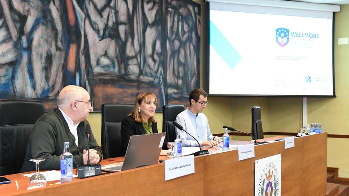 De esquerda a dereita, Xoán Ramón Doldán, María José López Couso e Raúl Ríos Rodríguez. Foto: Santi Alvite De esquerda a dereita, Xoán Ramón Doldán, María José López Couso e Raúl Ríos Rodríguez. Foto: Santi Alvite