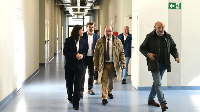 O reitor, no centro, acompañado de josé Fernández Alborés, Natalia Barror e Javier Ferreira. Foto: Santi Alvite