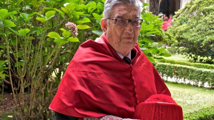 O profesor Díez-Picazo, na súa toma de posesión como doutor honoris causa pola USC