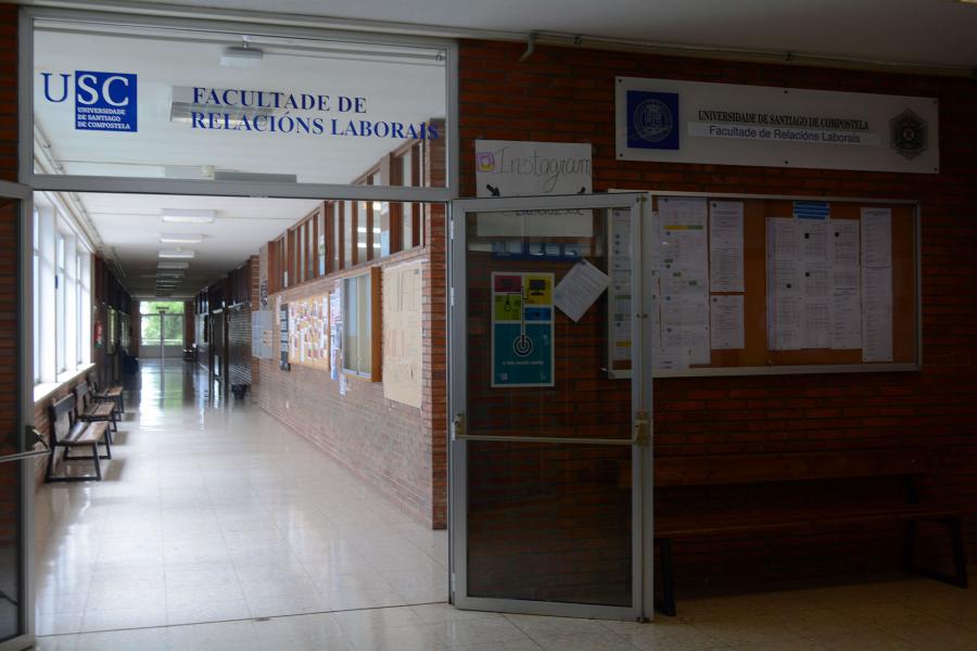 Interior da Facultade de Relacións Laborais