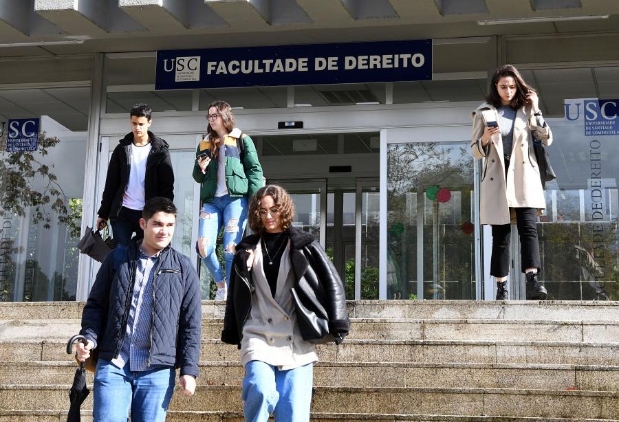 Facultade de Dereito. Foto: Santi Alvite