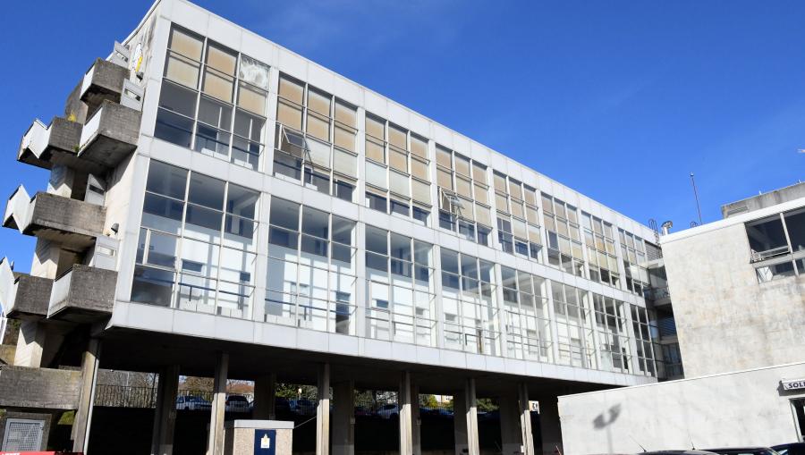 Facultade de Filoloxía. FOTO: Santi Alvite