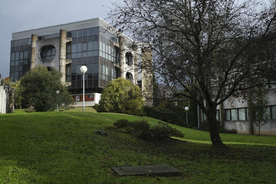 Venres 7 de febreiro, ás 12:00 na Sala de Persoal da Escola Politécnica 