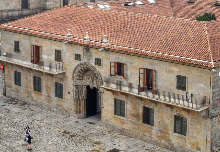 Fachada do edificio do Reitorado da USC. FOTO: Santi Alvite