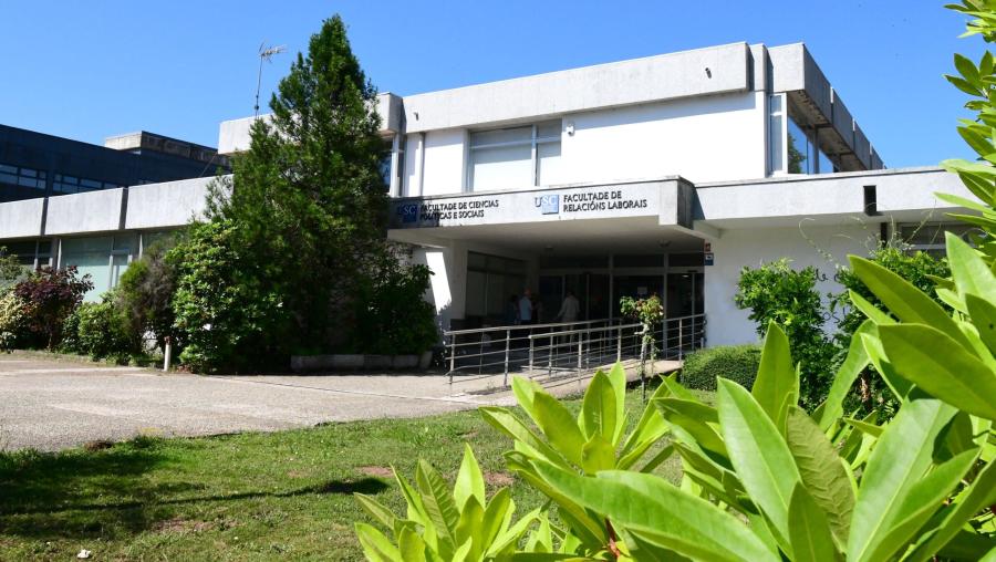 Facultade de Relacións Laborais. FOTO: Santi Alvite