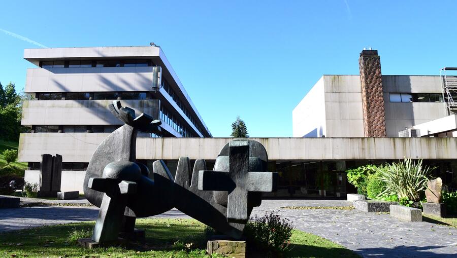 A sesión será no Salón de Graos da Facultade de Ciencias Económicas e Empresariais. Foto: Santi Alvite