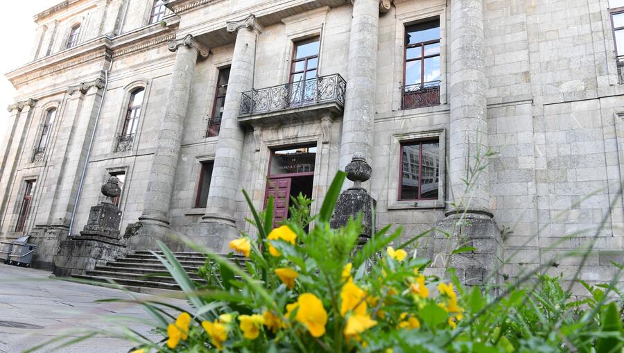 Facultade de Xeografía e Historia. Foto: Santi Alvite