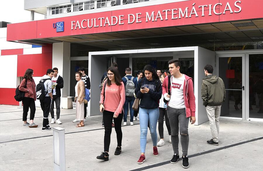 Facultade de Matemáticas. Foto: Santi Alvite