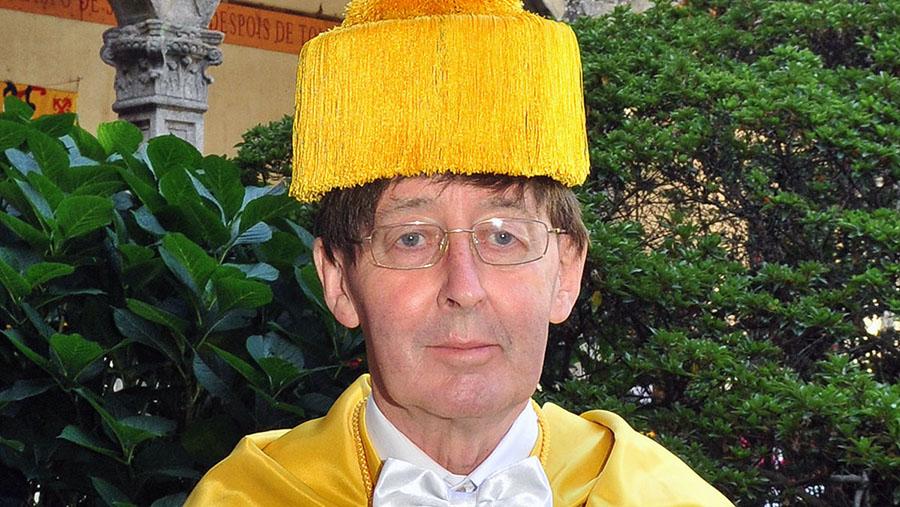 Crispian Scully