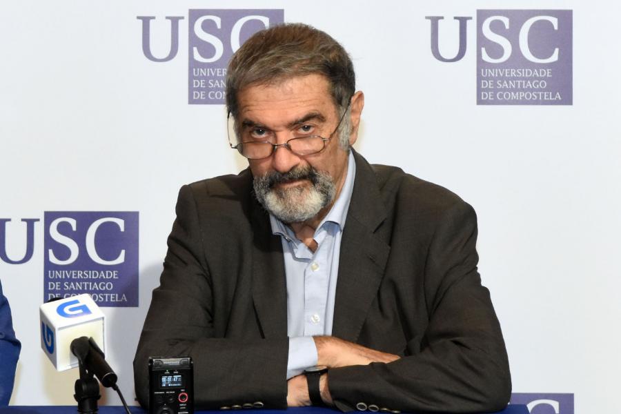 Serge Haroche na rolda de prensa