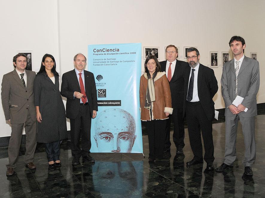 Momento previo á conferencia de Gerardus ‘t Hooft