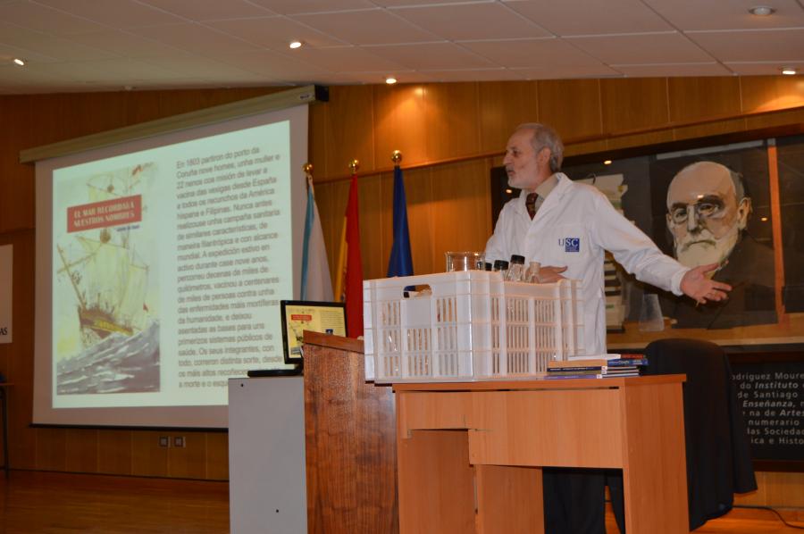 José Vázquez Tato, na súa charla 'A comunicación na ciencia'