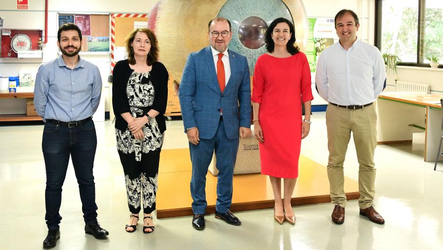 Toma de posesión de María Jesús Giráldez. FOTO: Santi Alvite