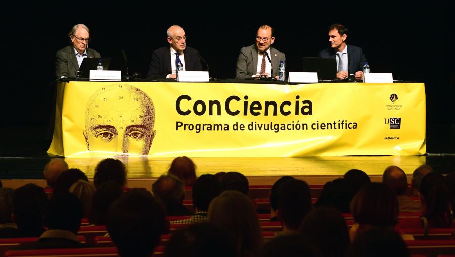 O reitor Antonio López presidu o acto. FOTO: Santi Alvite