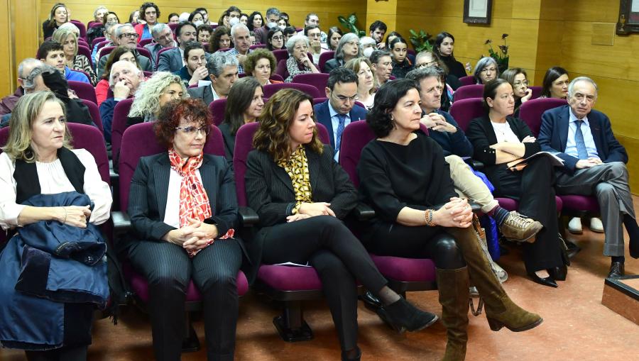 O acto desenvolveuse no Salón de Graos do centro. FOTO: Santi Alvite