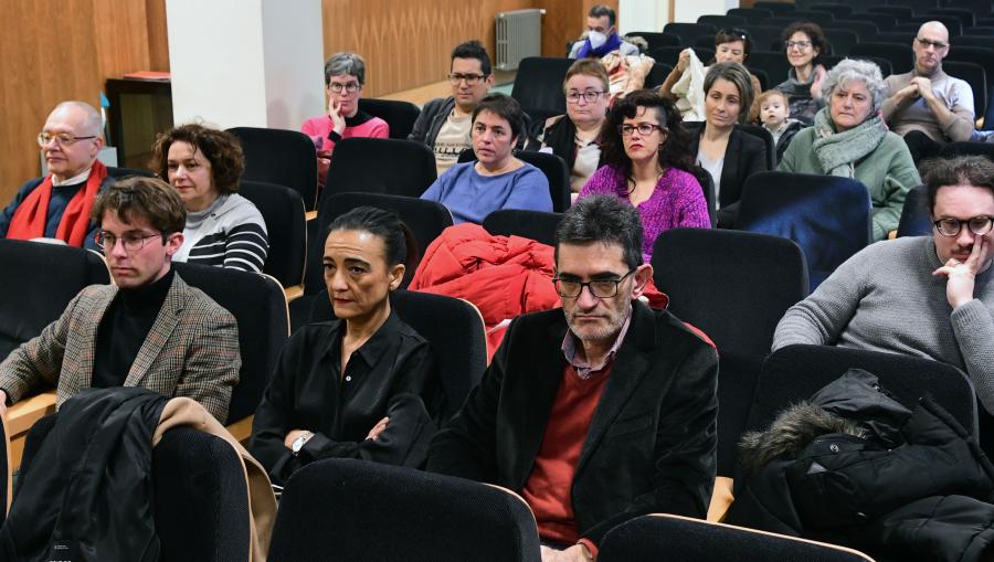 Público asistente ao acto. FOTO: Santi Alvite