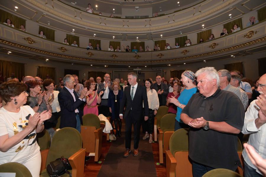 O acto desenvolveuse no Teatro Jofre de Ferrol. FOTO: RAG