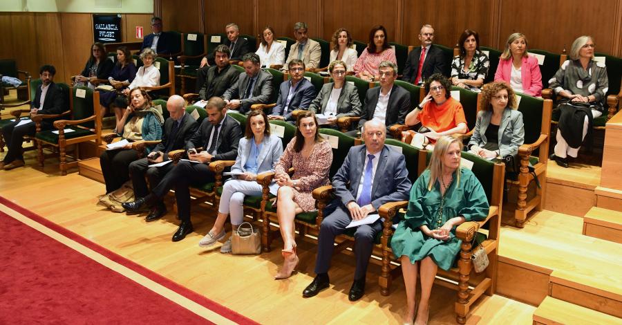 Asistentes ao acto. FOTO: Santi Alvite