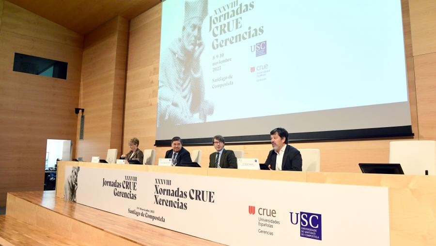 De esquerda a dereita, Matilde Yebra, Julio Abalde, Miguel Corgos López-Prado e Xavier Ferreira. FOTO: Santi Alvite