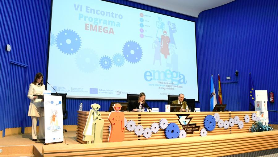 De esquerda a dereita, Eva López Barrio, Sandra Vázquez Domínguez e Antonio López Díaz. FOTO: Santi Alvite